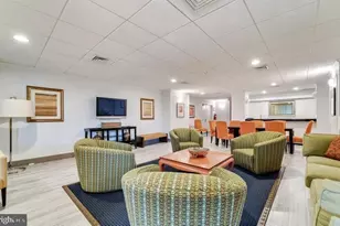 4242 East-West Hwy, Chevy Chase, MD 20815 - Photo 18