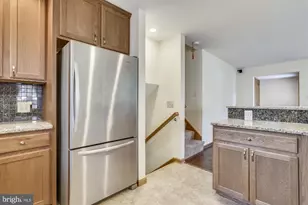 6403 Tone Dr, Bethesda, MD 20817 - Photo 4