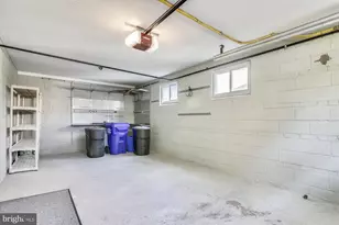 6403 Tone Dr, Bethesda, MD 20817 - Photo 32