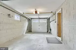 6403 Tone Dr, Bethesda, MD 20817 - Photo 30