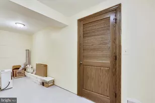 6403 Tone Dr, Bethesda, MD 20817 - Photo 46