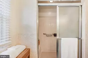 5709 Foggy Ln, Rockville, MD 20855 - Photo 40