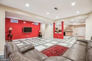 14212 Schaeffer Rd, Germantown, MD 20874 - Photo 46