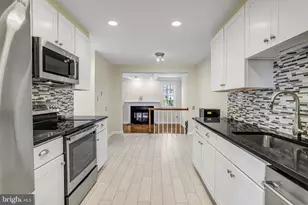 18 Bentridge Ct, Potomac, MD 20854 - Photo 22