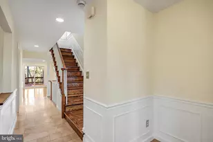 18 Bentridge Ct, Potomac, MD 20854 - Photo 6