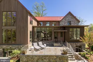 7027 Longwood Dr, Bethesda, MD 20817 - Photo 36