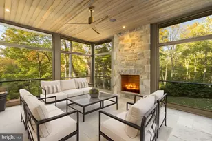 7027 Longwood Dr, Bethesda, MD 20817 - Photo 18