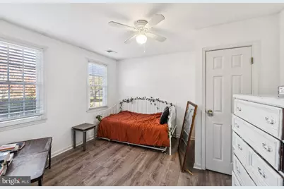 8124 Seneca View Drive, Gaithersburg, MD 20882 - Photo 10