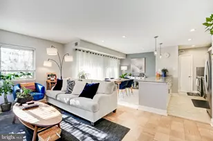 5202 Crossfield Ct, Rockville, MD 20852 - Photo 2