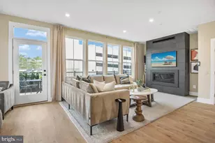 1249 Hillgate Pl, Potomac, MD 20854 - Photo 16