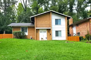 6421 Earlham Dr, Bethesda, MD 20817 - Photo 1