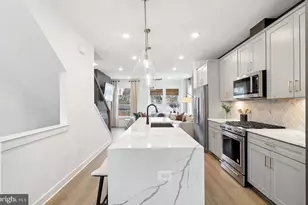3069 Nina Clarke Dr, Rockville, MD 20850 - Photo 8