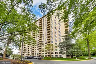 5225 Pooks Hill Rd, Bethesda, MD 20814 - Photo 12