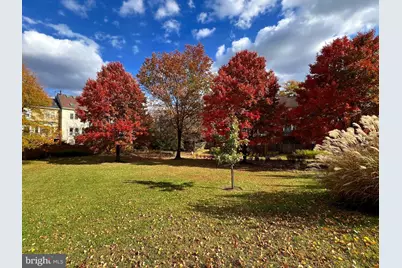 1707 Leighton Wood Lane, Silver Spring, MD 20910 - Photo 2