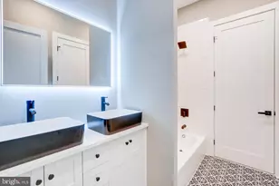 11921 Coronada Pl, Kensington, MD 20895 - Photo 28