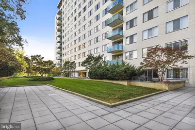 10201 Grosvenor Place #1226, North Bethesda, MD 20852 - Photo 4