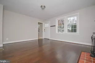 218 Frederick Ave, Rockville, MD 20850 - Photo 4