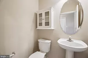 1127 Gaither Rd, Rockville, MD 20850 - Photo 28