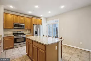 1127 Gaither Rd, Rockville, MD 20850 - Photo 6