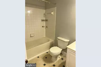 13514 Champions Way, Germantown, MD 20874 - Photo 10