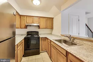 11406 Locustdale Terrace, Germantown, MD 20876 - Photo 4