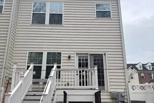 11707 Emerald Green Dr, Clarksburg, MD 20871 - Photo 18