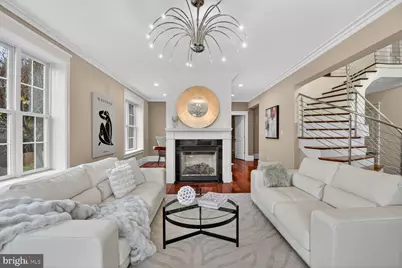 9715 Singleton Drive, Bethesda, MD 20817 - Photo 4