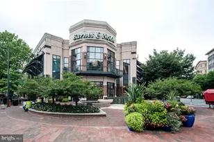 4242 East-West Hwy, Chevy Chase, MD 20815 - Photo 24