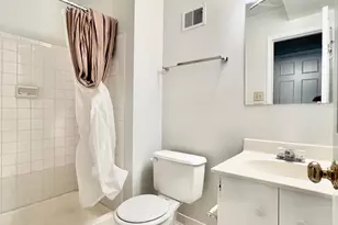 10611 Pine Haven Terrace, North Bethesda, MD 20852 - Photo 36