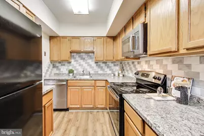 6060 California Circle #106, Rockville, MD 20852 - Photo 12