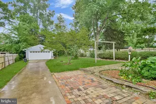 509 Denham Rd, Rockville, MD 20851 - Photo 40