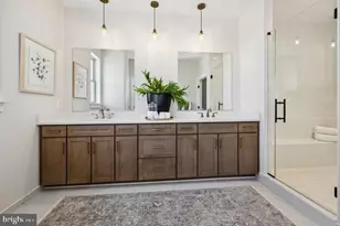 14917 Dispatch St, Rockville, MD 20850 - Photo 26