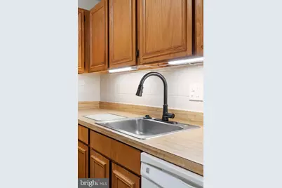 18715 Walkers Choice Road #18715, Montgomery Village, MD 20886 - Photo 10