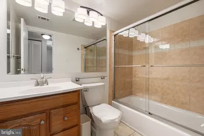 18715 Walkers Choice Road #18715, Montgomery Village, MD 20886 - Photo 16