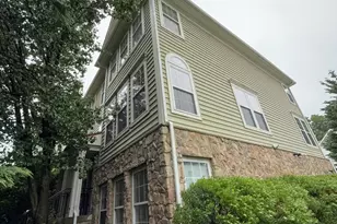 7200 Phelps Hill Ct, Derwood, MD 20855 - Photo 2