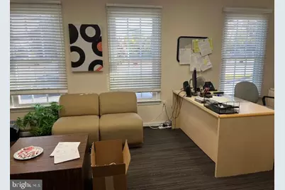 932 Hungerford Drive #A-2B, Rockville, MD 20850 - Photo 4