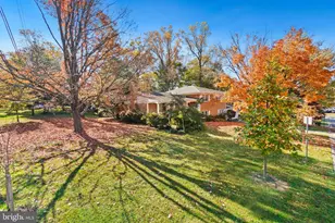 6220 Robinwood Rd, Bethesda, MD 20817 - Photo 6