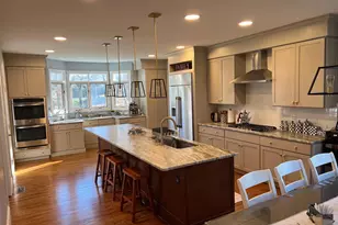 9049 Holly Leaf Ln, Bethesda, MD 20817 - Photo 6