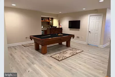 9049 Holly Leaf Lane, Bethesda, MD 20817 - Photo 10