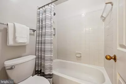 11617 Pleasant Meadow Drive, Gaithersburg, MD 20878 - Photo 26