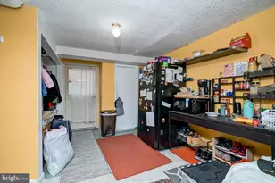 13401 Keating St, Rockville, MD 20853 - Photo 32