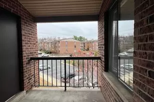 18120 Chalet Dr, Germantown, MD 20874 - Photo 16