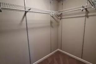 18120 Chalet Dr, Germantown, MD 20874 - Photo 10