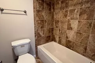 18120 Chalet Dr, Germantown, MD 20874 - Photo 12