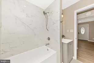 2506 Lindell St, Silver Spring, MD 20902 - Photo 14