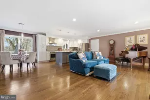 5 Roseneath Ct, Olney, MD 20832 - Photo 2