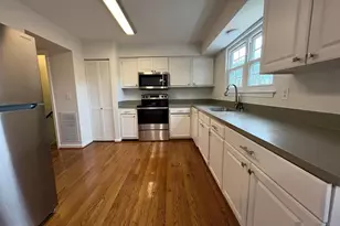 19442 Sandy Lake Dr, Gaithersburg, MD 20879 - Photo 4