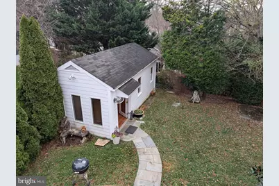 4822 Chevy Chase Boulevard, Chevy Chase, MD 20815 - Photo 2