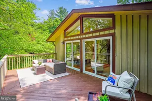 9803 Hill St, Kensington, MD 20895 - Photo 54