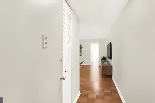 10655 Montrose Ave, Bethesda, MD 20814 - Photo 12